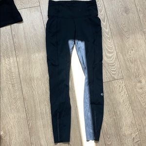 Black Lululemon high waisted leggings